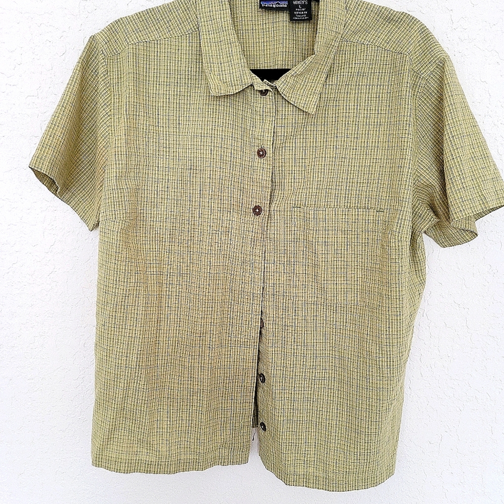 Women's Patagonia button up